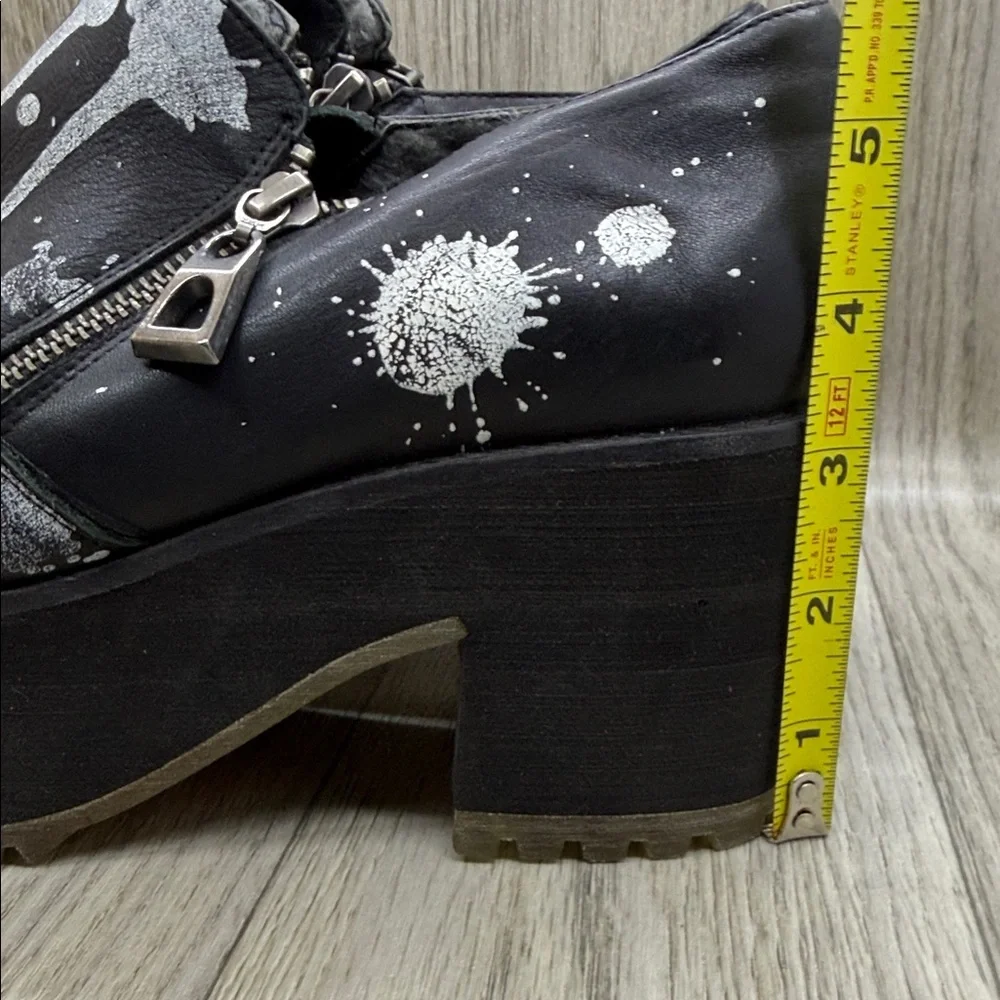 Sofia Black and White Platform Shoes